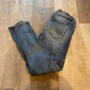 Kancan size 26 distressed